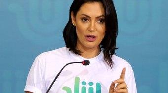 Michelle influencia deputado e texto do 