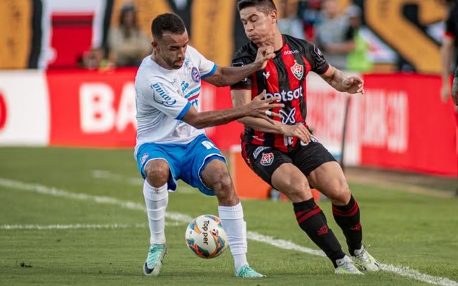 Osvaldo destaca força do Vitória no Barradão em triunfo contra o Bahia