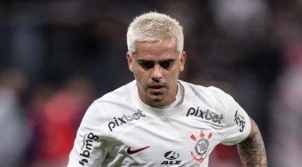 Corinthians%20quer%20retorno%20de%20Fagner%2C%20mas%20recebe%20m%C3%A1%20not%C3%ADcia%20