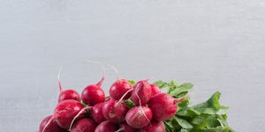 Plástico em vegetais: partículas são detectadas pela primeira vez