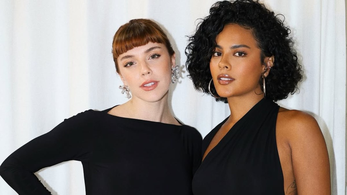 As intérpretes de Maria de Fátima e Solange levaram a amizade da ficção — que é por interesse da vilã — para a vida real. As intérpretes de Maria de Fátima e Solange levaram a amizade da ficção — que é por interesse da vilã — para a vida real.