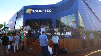 Solinftec%20refor%C3%A7a%20lideran%C3%A7a%20com%20rob%C3%B3tica%20e%20intelig%C3%AAncia%20artificial