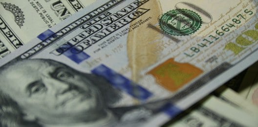  Moeda sobe a R$ 5,57 após anúncio de tarifa de Trump