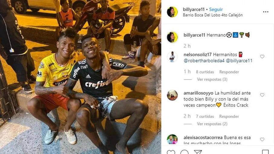 Arboleda surgiu nas redes sociais vestindo a camisa do Palmeiras