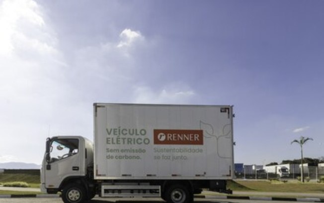 Renner passa a utilizar veículos elétricos na distribuição de produtos em SP