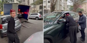 Juliano Floss recebe carro que ganhou no BBB 26: "Meu primeiro"