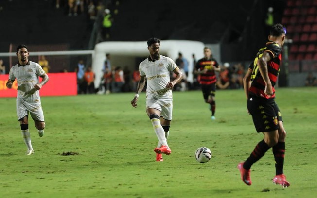 Barletta festeja gol da vitória do Sport