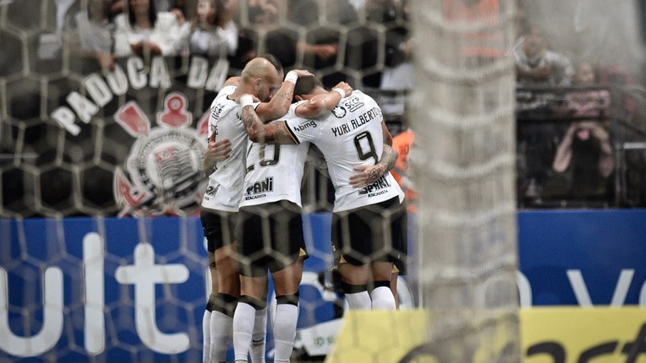 Corinthians atropelou o Mirassol na Neo Química Arena