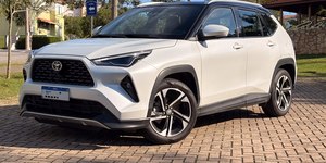 Yaris Cross XRX a combustão entrega eficiência sem eletrificação