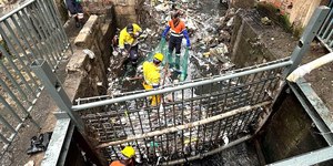 Prefeitura de Guarulhos limpa córregos e valas após temporal