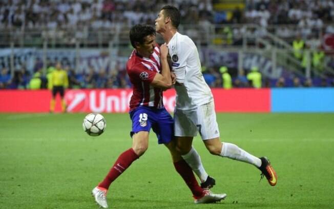 Savic, zagueiro do Atlético de Madrid, não vê duelo contra Cristiano Ronaldo como especial
