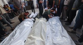 Gaza: Mais de 320 corpos são achados em valas comuns