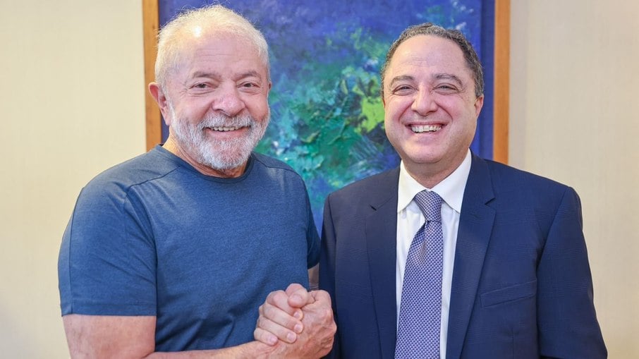 Presidente eleito Lula (PT) recebeu o cardiologista Roberto Kalil na manhã desta quarta-feira (7), em Brasília
