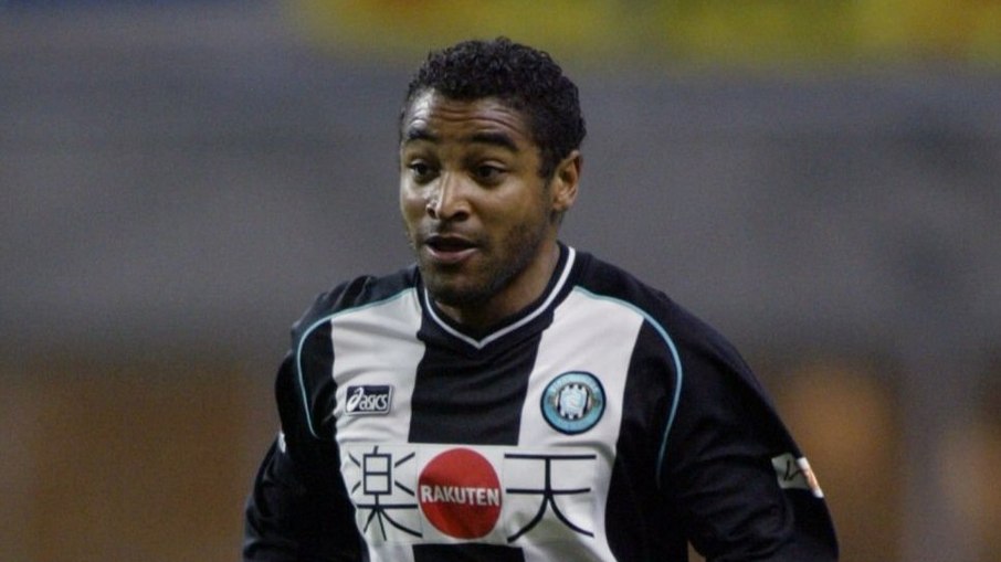 Além de marcar época por Fluminense e Grêmio, Roger Machado também atuou pelo Vissel Kobe, do Japão