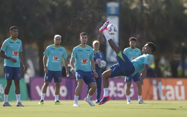 Seleção faz o primeiro treino para amistosos e Copa América nos EUA 