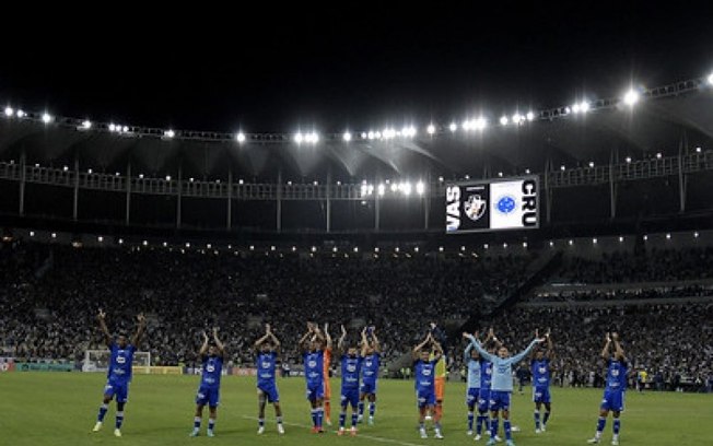 Cruzeiro abre 11 pontos de diferença para o quinto colocado da Série B