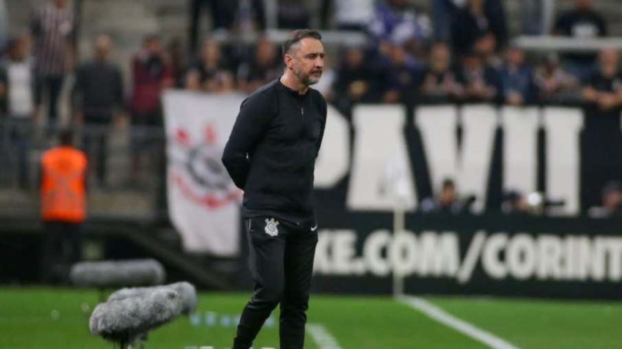 Vítor Pereira pode não dirige mais o Corinthians