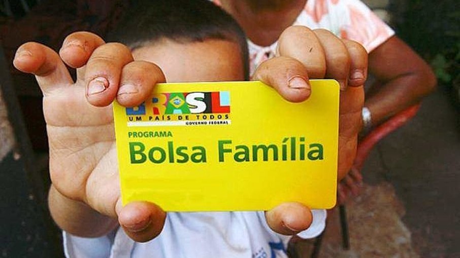 Bolsa Família é sucesso mundial e foi 'copiado' por outros países