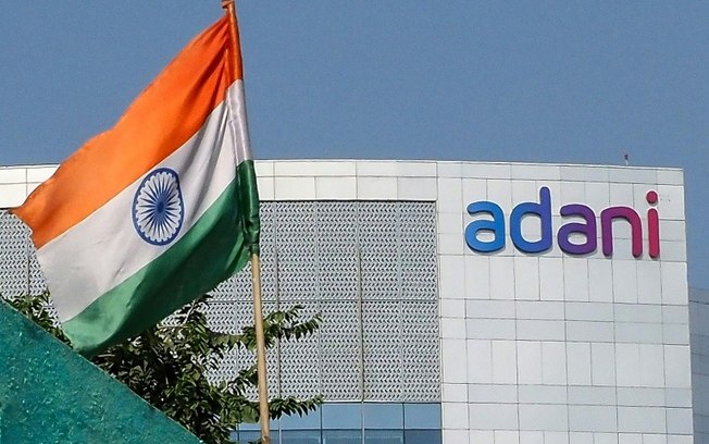 O conglomerado indiano Adani Group nega as acusações apresentadas nos Estados Unidos