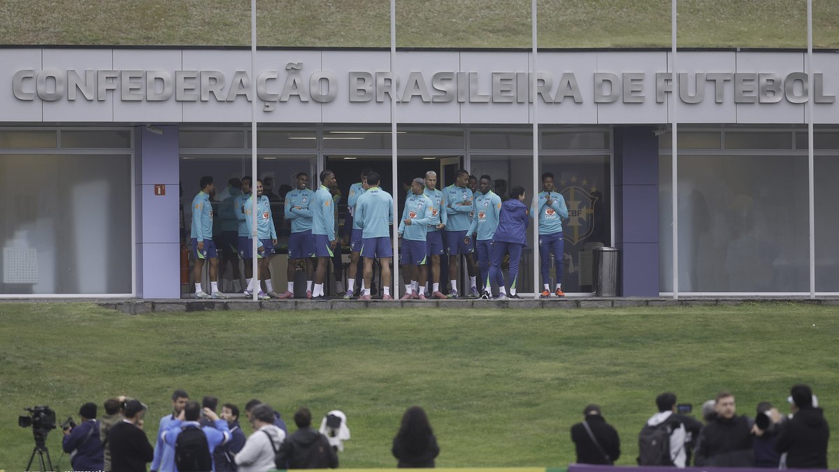 Seleção brasileira em treinamento na Granja Comary