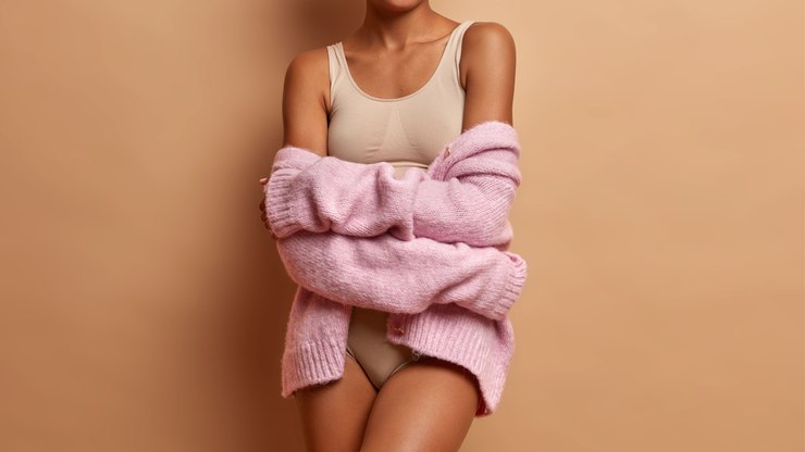 O que muda na saúde íntima da mulher durante o inverno