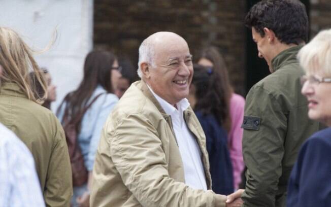 Dono de lojas como a Zara, que formam a maior rede varejo de roupas do mundo, Amancio Ortega, filho de um ferroviário de classe média baixa, hoje tem uma fortuna de US$ 71,5 bilhões. Foto: Getty Images