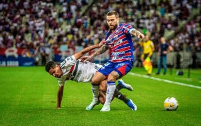 São Paulo sai na frente, mas permite empate do lanterna Fortaleza pelo Campeonato Brasileiro