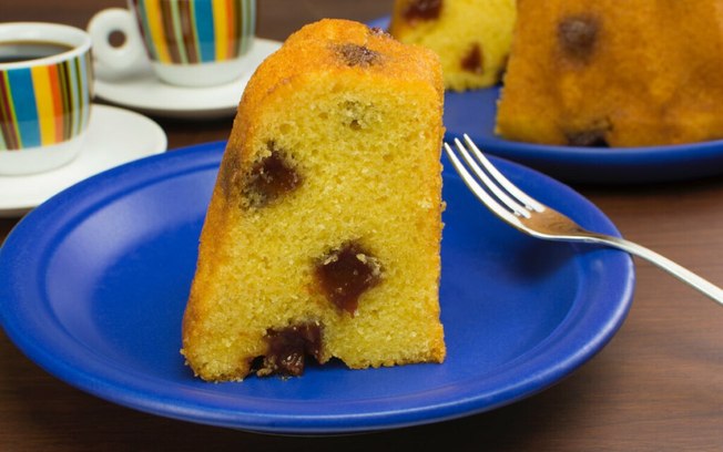 3 receitas práticas e deliciosas de bolo de fubá