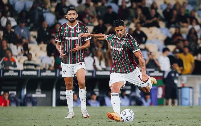 Hulk foi vaiado pela torcida do Fluminense Hulk foi vaiado pela torcida do Fluminense