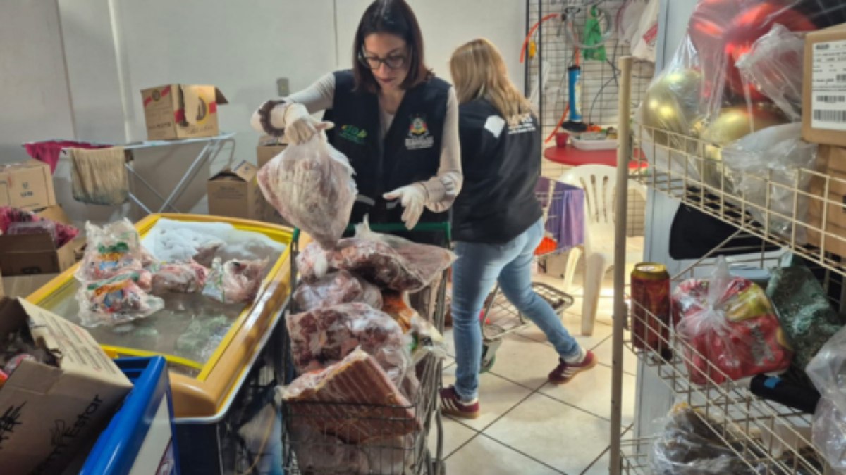 MP apreende 2 toneladas de produtos vencidos no RS