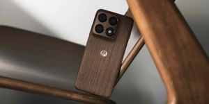 Motorola aposta em madeira certificada para smartphones