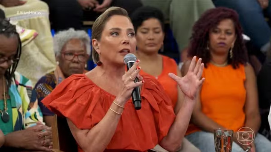 Heloísa Périssé no 'Altas Horas' Heloísa Périssé no 'Altas Horas'