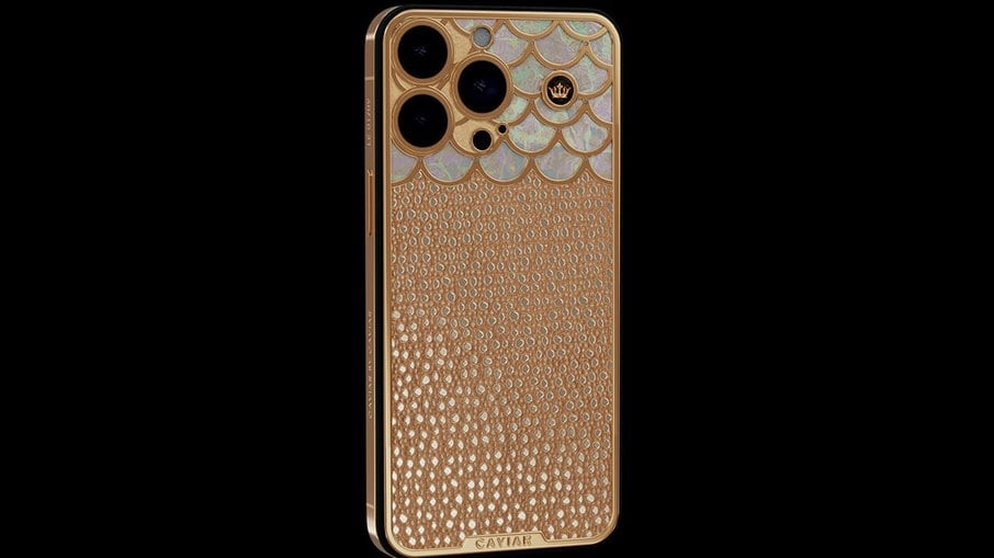 iPhone de luxo feito pela Caviar