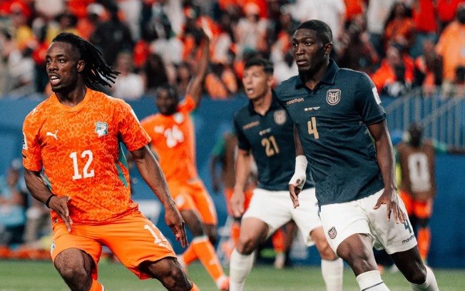Elye Wahi foi titular na partida entre Costa do Marfim e Equador pela Copa do Mundo