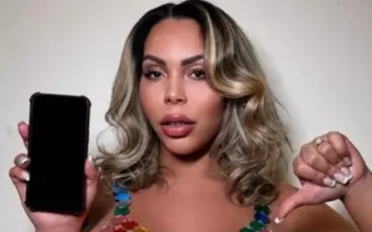 Influenciadora testa ‘menu de dopamina’ contra vício em celular