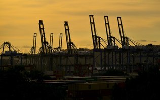 Panamá diz que empresa chinesa descumpriu contrato para operar portos no canal