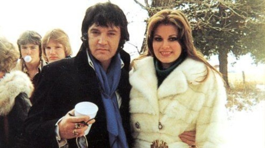 Elvis e sua noiva Ginger