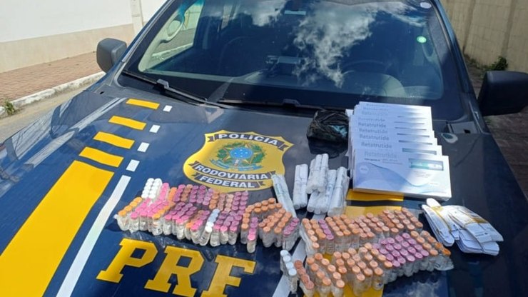 PRF apreende transporte ilegal de medicamentos na Dutra