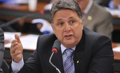 TRE-RJ suspende direitos políticos de Anthony Garotinho