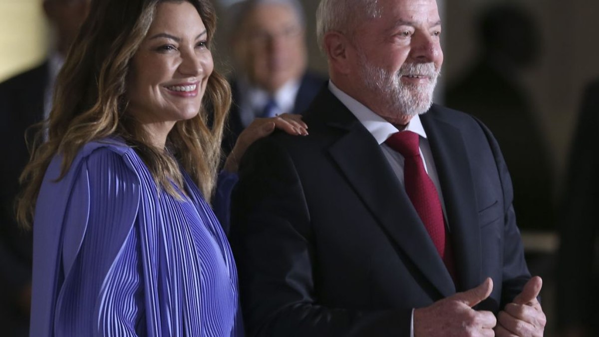 A Primeira-dama, Janja, e Lula durante jantar com autoridades internacionais no Itamaraty