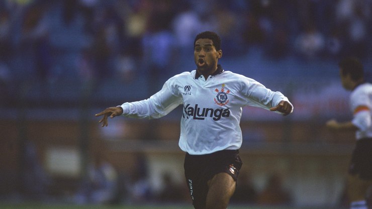 Há 30 anos, Viola narrou jogo entre Corinthians e Santos; assista