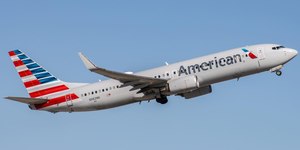 Passageiro clandestino morre em trem de pouso de avião nos EUA