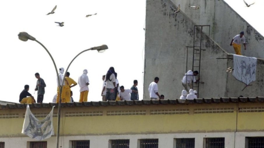 Ao todo forma 74 rebeliões Ao todo forma 74 rebeliões