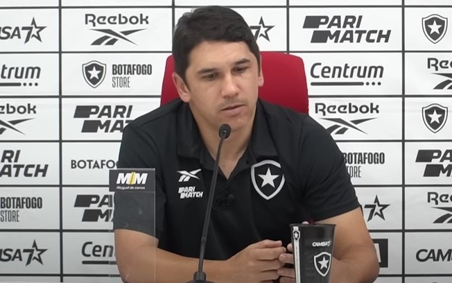Lucio Flavio fala sobre chegada de Tiago Nunes e valoriza trabalho feito no Botafogo Lucio Flavio fala sobre chegada de Tiago Nunes e valoriza trabalho feito no Botafogo