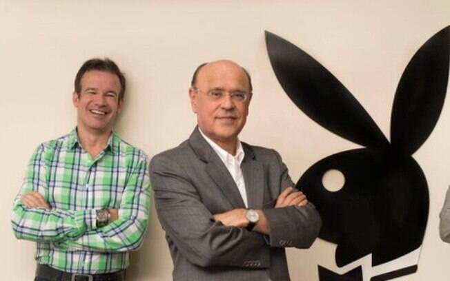 Sócios da revista Playboy, André Sanseverino (esq) e Marcos Aurélio de Abreu (centro) são acusados de assédio sexual