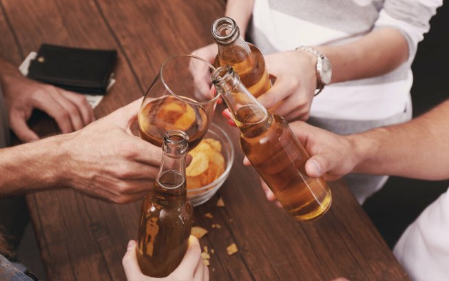 Entenda como o consumo de álcool afeta o cérebro humano
