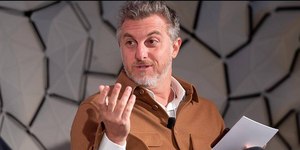 Luciano Huck manda recado emocionante para Lito Sousa no Domingão