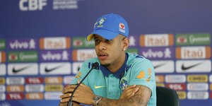 Savinho, Bento e mais! Neto aponta erros na convocação da Seleção