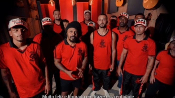 Ex-Rappa faz música com organizada do Flamengo citando VAR e juiz