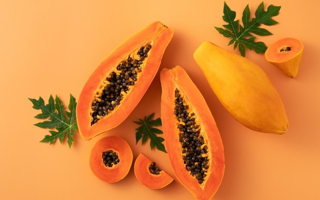 Qual a diferença entre mamão papaia e formosa?